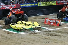 MONSTER JAM